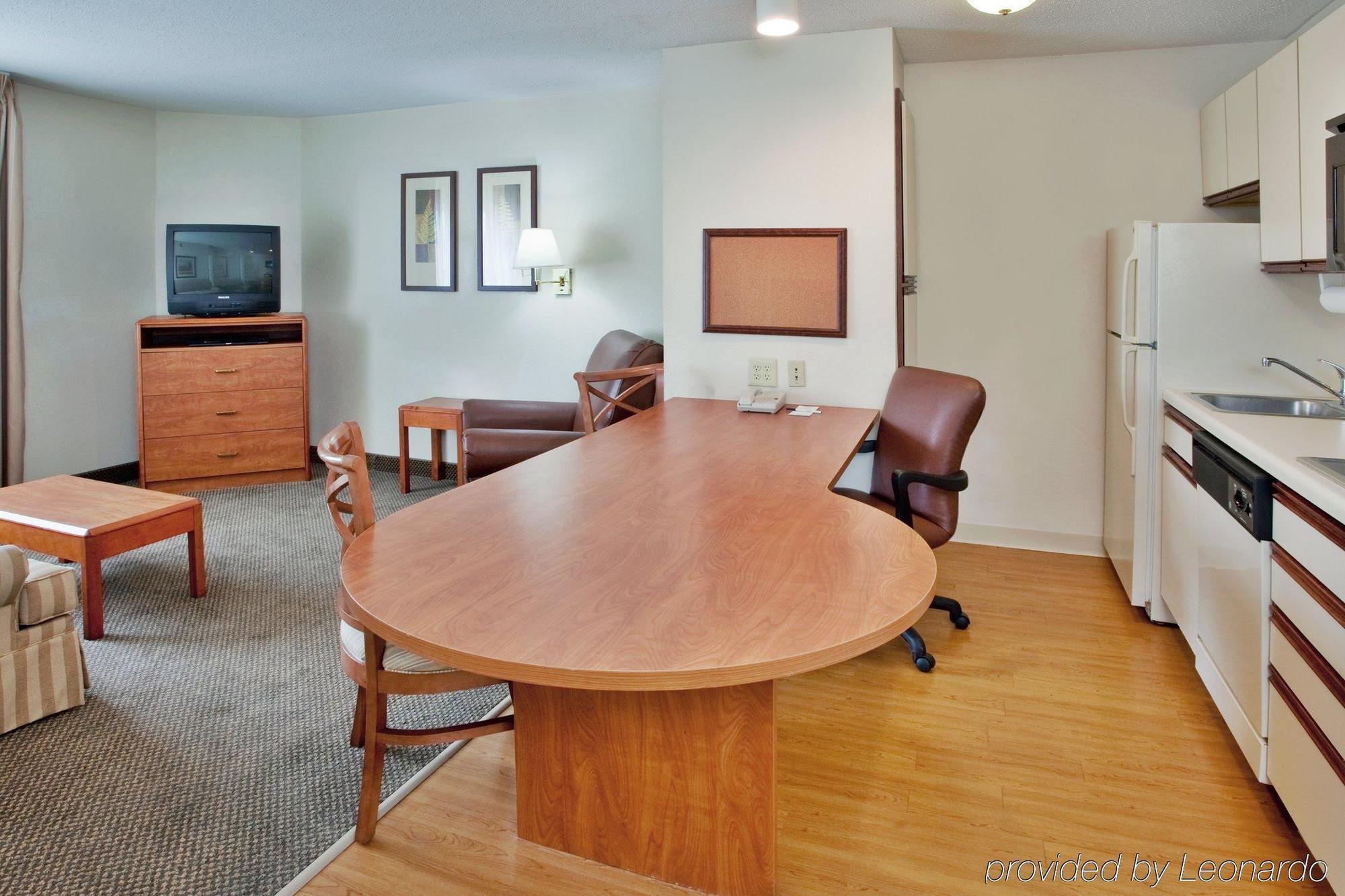 Candlewood Suites Richmond - South By Ihg Habitación foto